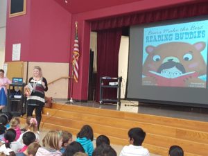 Carmen Oliver speaks to Sommer Elementary